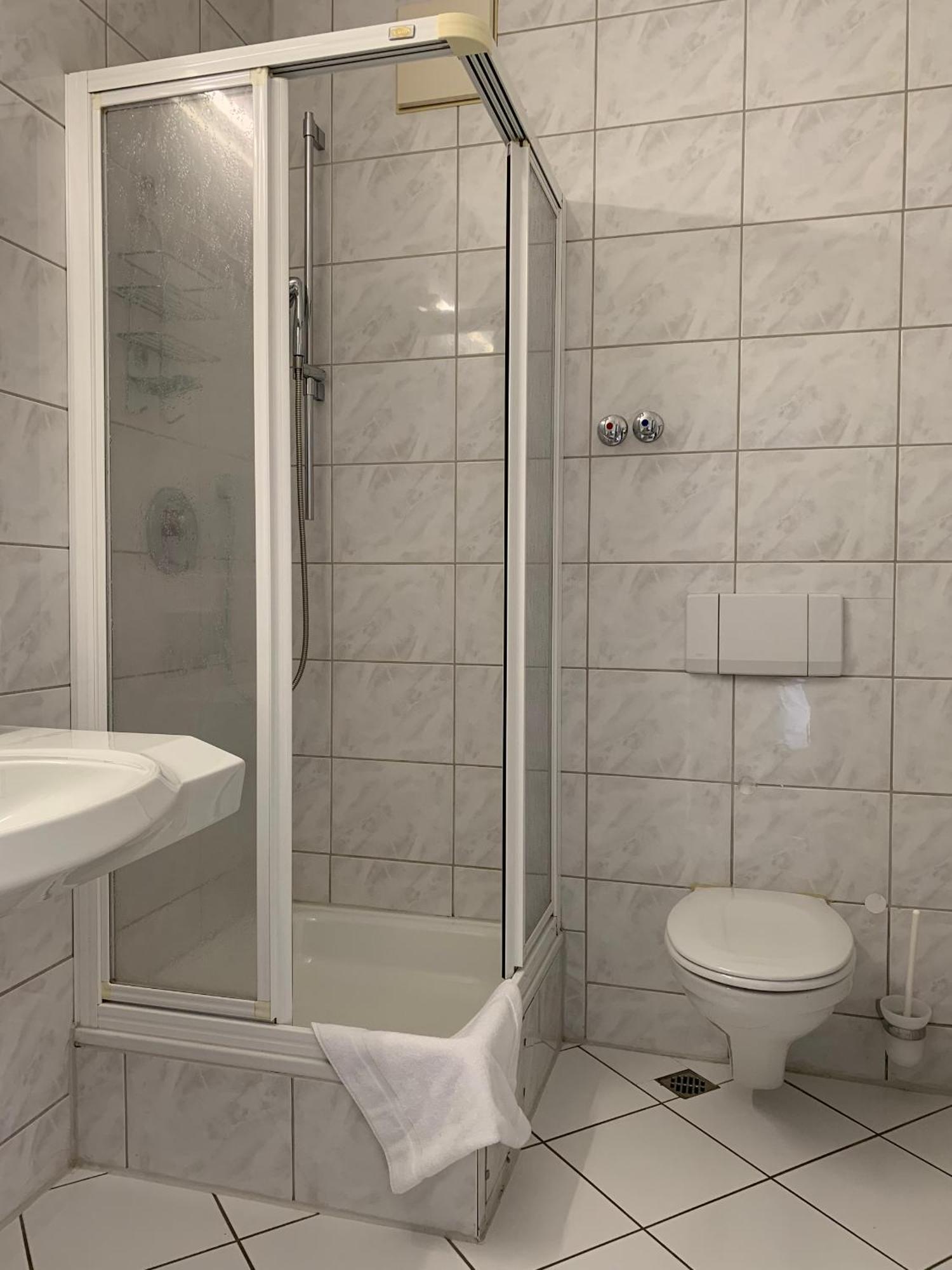 Turm Hotel Hanau Екстериор снимка